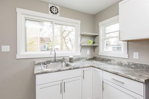 814 Eckman St, South Bend, IN 46614 photo 15