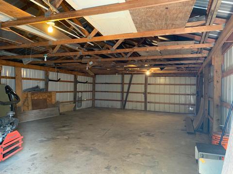 1090 E, Lagrange, IN 46761 photo 2
