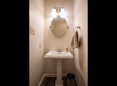 3909 E Stonegate Dr, Bloomington, IN 47401 photo 12