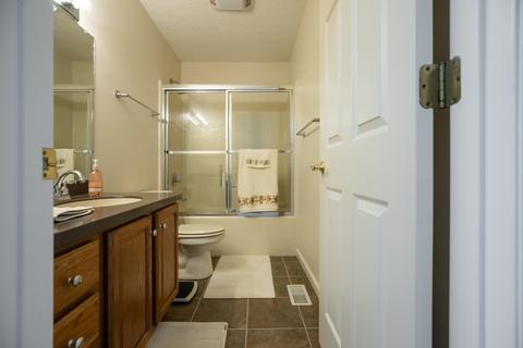 3909 E Stonegate Dr, Bloomington, IN 47401 photo 22