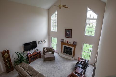 3909 E Stonegate Dr, Bloomington, IN 47401 photo 6
