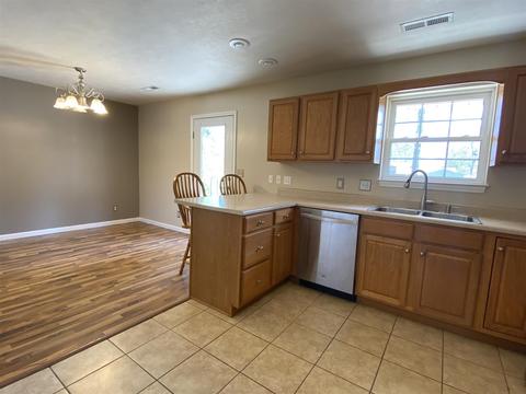 4128 Manor Dr, Jasper, IN 47546 photo 7