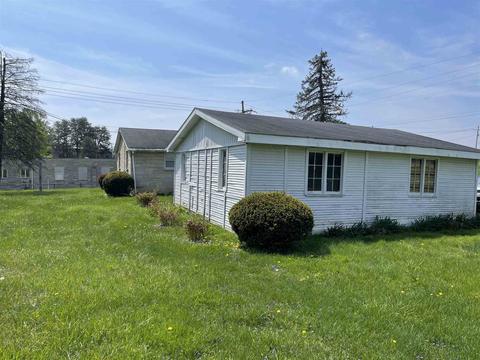 1831 16th St, Bedford, IN 47421 photo 3