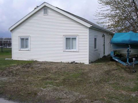8636 E Smith Dr, Syracuse, IN 46567 photo 4