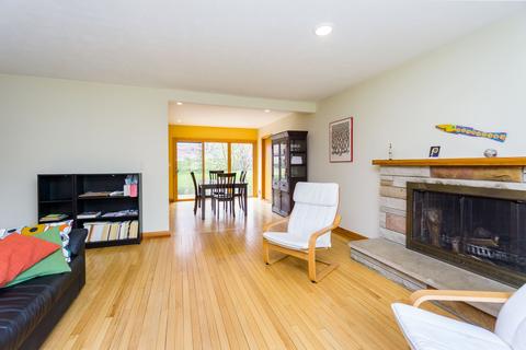 2000 E Marilyn Dr, Bloomington, IN 47401 photo 4