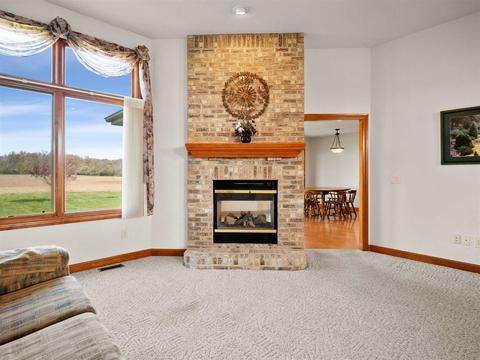10322 Hamilton Rd, Yoder, IN 46798 photo 12