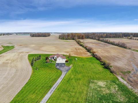 10322 Hamilton Rd, Yoder, IN 46798 photo 5