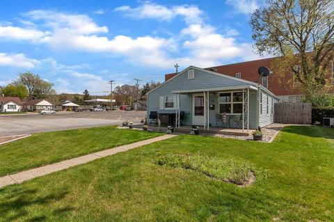 1946 E Fox St, South Bend, IN 46613 photo 2