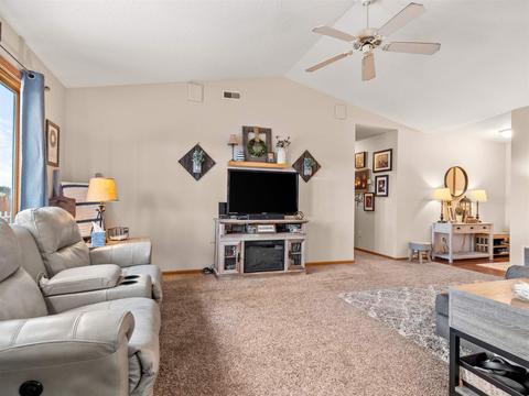 800 Innkeepers Ct, Waterloo, IN 46793 photo 8