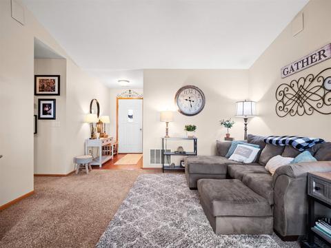 800 Innkeepers Ct, Waterloo, IN 46793 photo 6