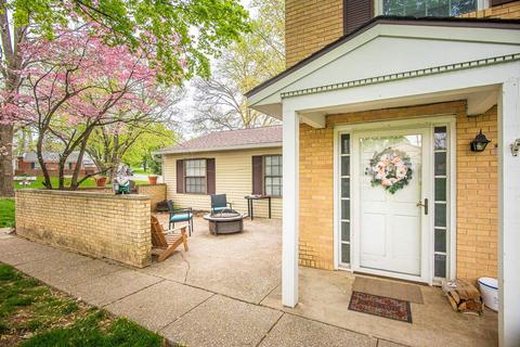 931 E Waterloo Dr, Bloomington, IN 47401 photo 4