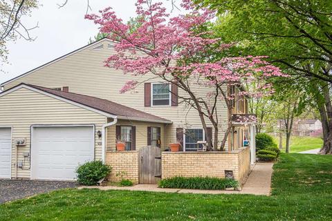 931 E Waterloo Dr, Bloomington, IN 47401 photo 1