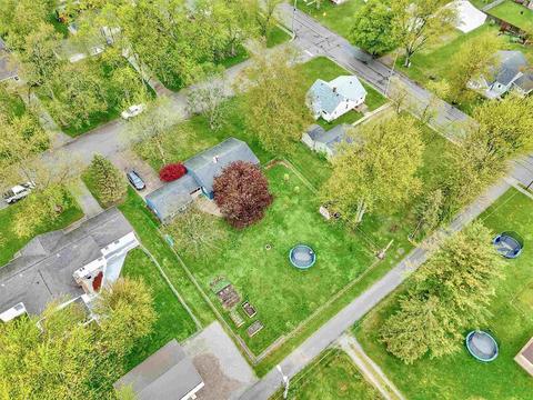 915 E Third St, Auburn, IN 46706 photo 4