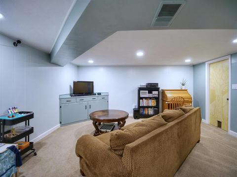 915 E Third St, Auburn, IN 46706 photo 24