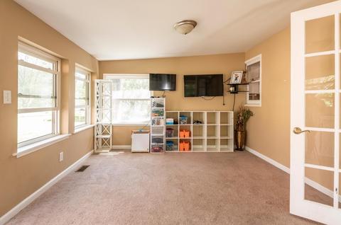 2109 E Wimbleton Ln, Bloomington, IN 47401 photo 12