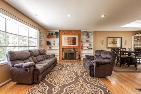2109 E Wimbleton Ln, Bloomington, IN 47401 photo 5