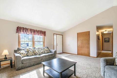52263 Evard Dr, Granger, IN 46530 photo 6
