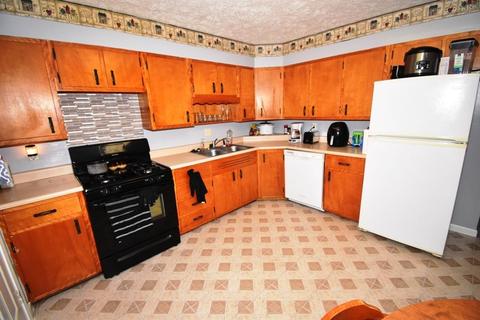 701 Outer Dr, Frankfort, IN 46041 photo 14