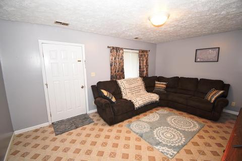 701 Outer Dr, Frankfort, IN 46041 photo 8