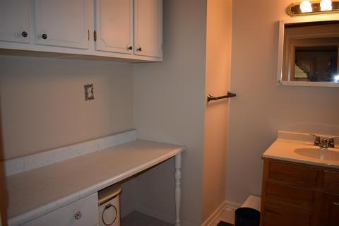408 Outer Dr, Frankfort, IN 46041 photo 11