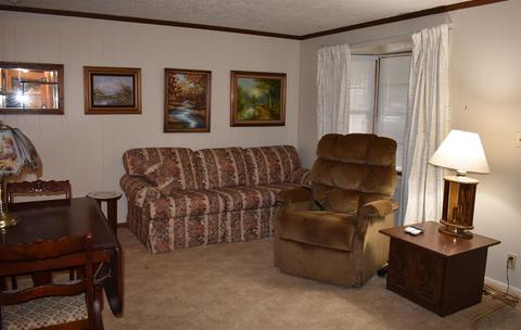 408 Outer Dr, Frankfort, IN 46041 photo 5