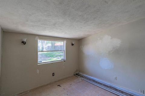 260 E Maple St, Wabash, IN 46992 photo 9