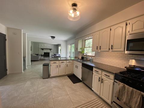 50566 Crocus Ct, Granger, IN 46530 photo 12