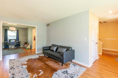 4301 E Cricket Knl, Bloomington, IN 47401 photo 4