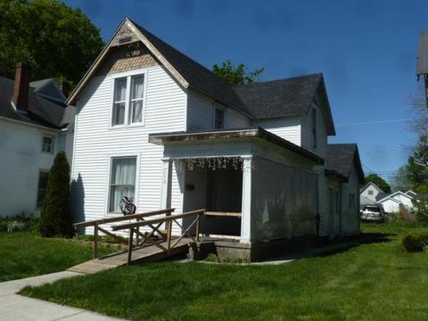 115 N E St, Marion, IN 46952 photo 2