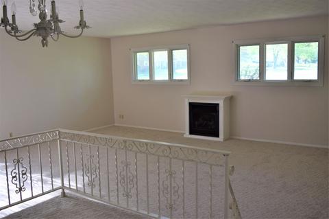 3903 E Sugar Ln, Bloomington, IN 47404 photo 10
