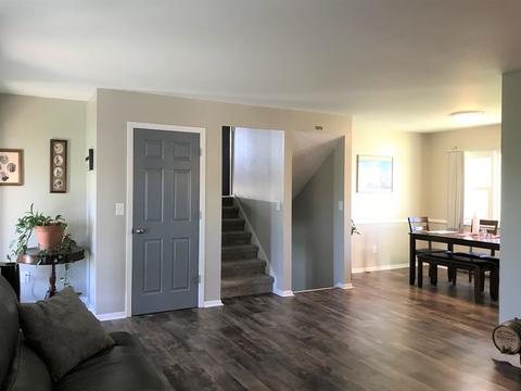 911 E Spring St, Bluffton, IN 46714 photo 4