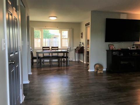 911 E Spring St, Bluffton, IN 46714 photo 3