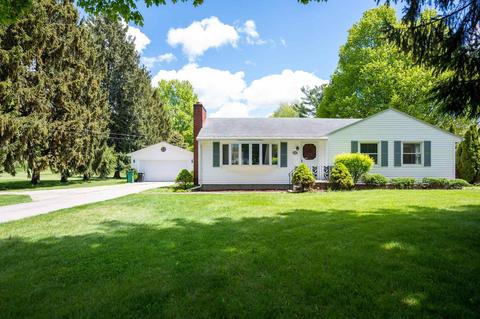52084 Fir Rd, Granger, IN 46530 photo 1
