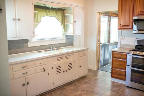 412 E Rochester St, Akron, IN 46910 photo 18