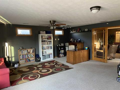 304 E Walnut St, Chalmers, IN 47929 photo 15