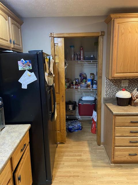 304 E Walnut St, Chalmers, IN 47929 photo 4