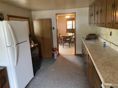 310 S Ohio St, Hazleton, IN 47640 photo 7