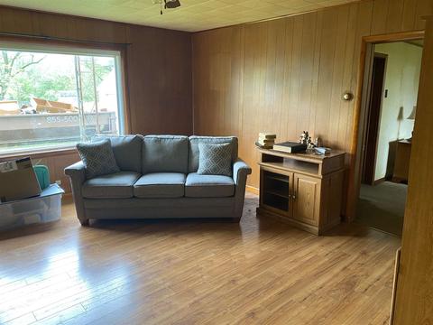 310 S Ohio St, Hazleton, IN 47640 photo 6