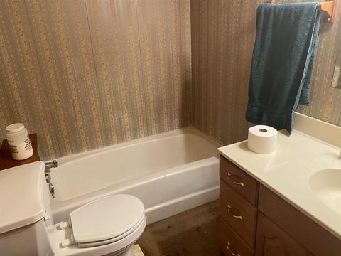 310 S Ohio St, Hazleton, IN 47640 photo 13
