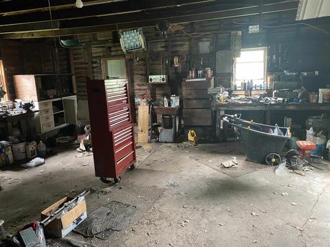 310 S Ohio St, Hazleton, IN 47640 photo 5