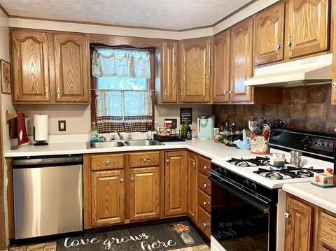419 E Cherry St, Bluffton, IN 46714 photo 9