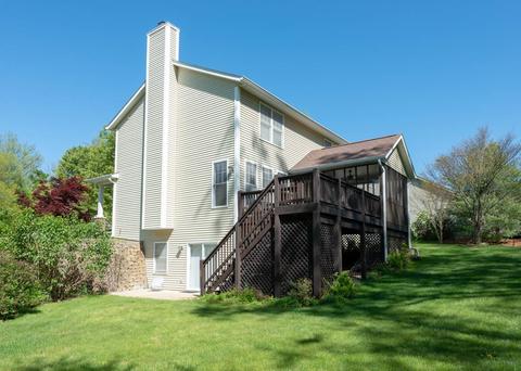 4723 E Donington Dr, Bloomington, IN 47401 photo 4