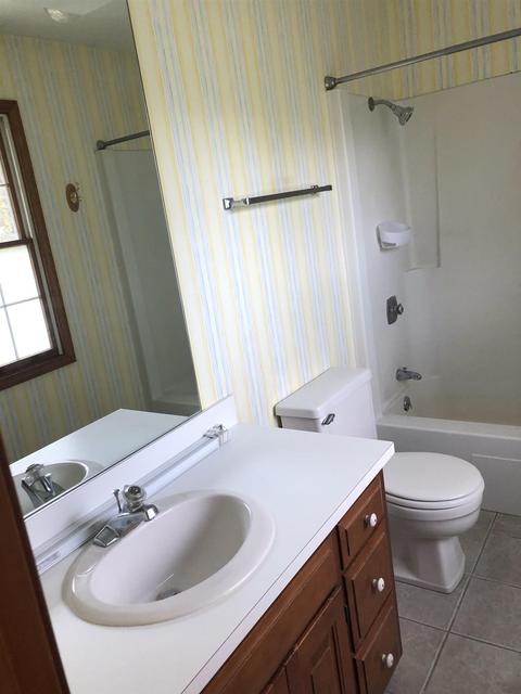 400 Eugene Dr, Middlebury, IN 46540 photo 23