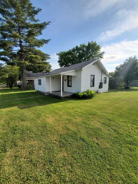 924 Thomas St, Bicknell, IN 47512 photo 1