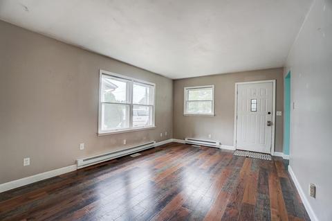 214 N Maple St, Lagrange, IN 46761 photo 6