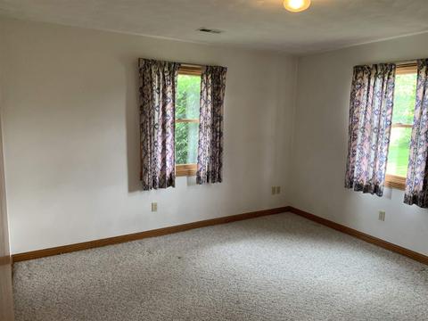 2675 N Darry St, Jasper, IN 47546 photo 4