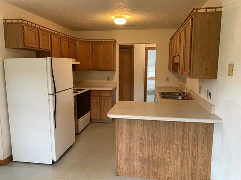 2675 N Darry St, Jasper, IN 47546 photo 3