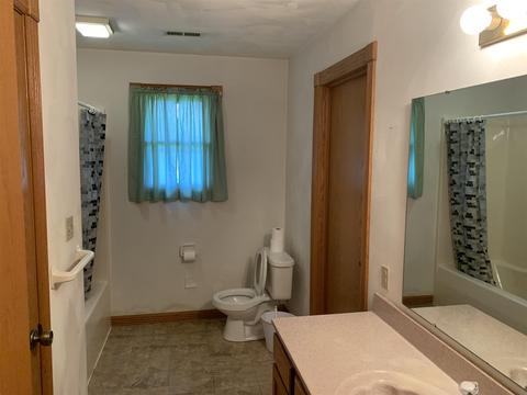 2675 N Darry St, Jasper, IN 47546 photo 5