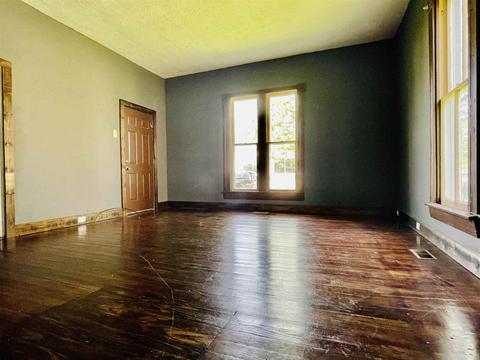 212 S 9th St, Mitchell, IN 47446 photo 7