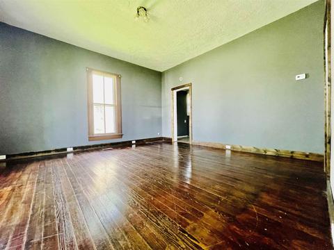 212 S 9th St, Mitchell, IN 47446 photo 8